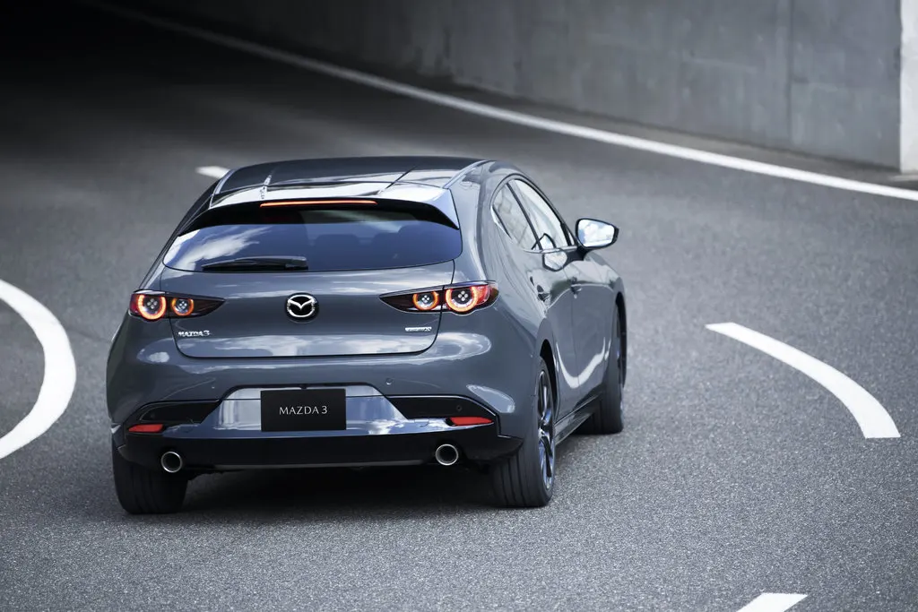 Mazda запчасти купить дешево